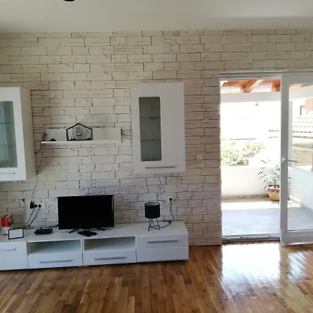 Apartman Antonia * Rtina